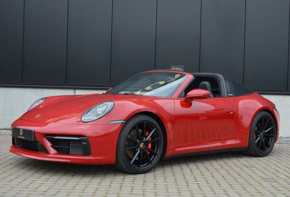 Porsche 4S 911 992.1 NEW - 13.000 km - Sportchrono