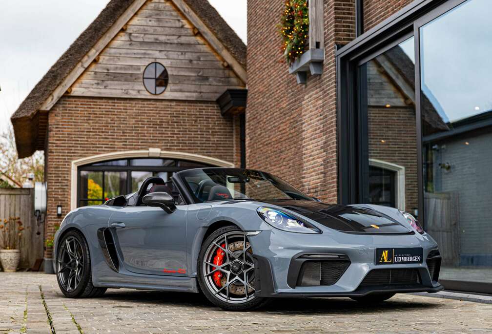 Porsche RS 4.0 PDK / Weissach Pack / Carbon / Kuipstoel