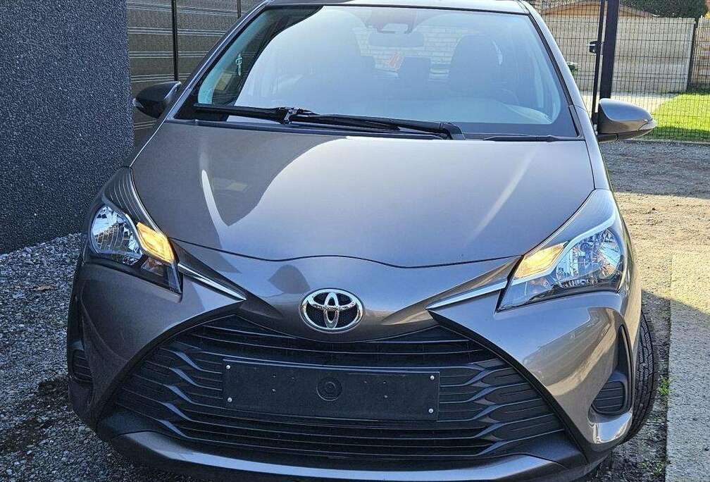 Toyota Yaris 1.5i Dual VVT-iE Comfort