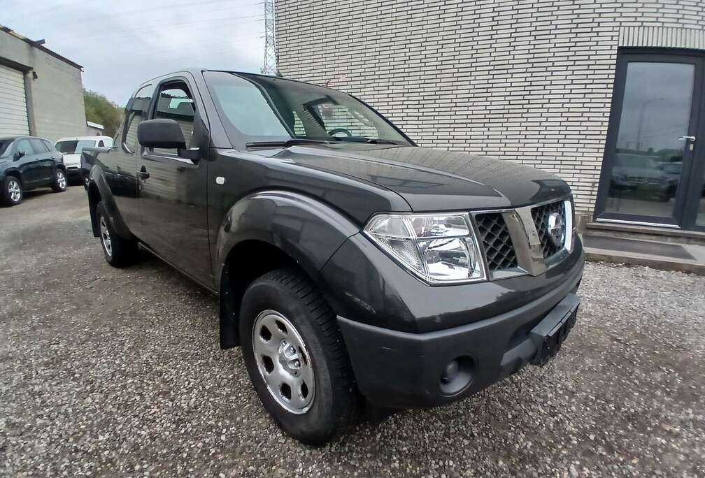 Nissan 2.5 dCi 4x4 SE