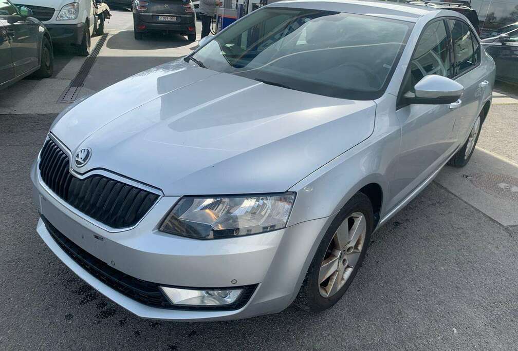 Skoda Octavia 1.6 CR TDi Active