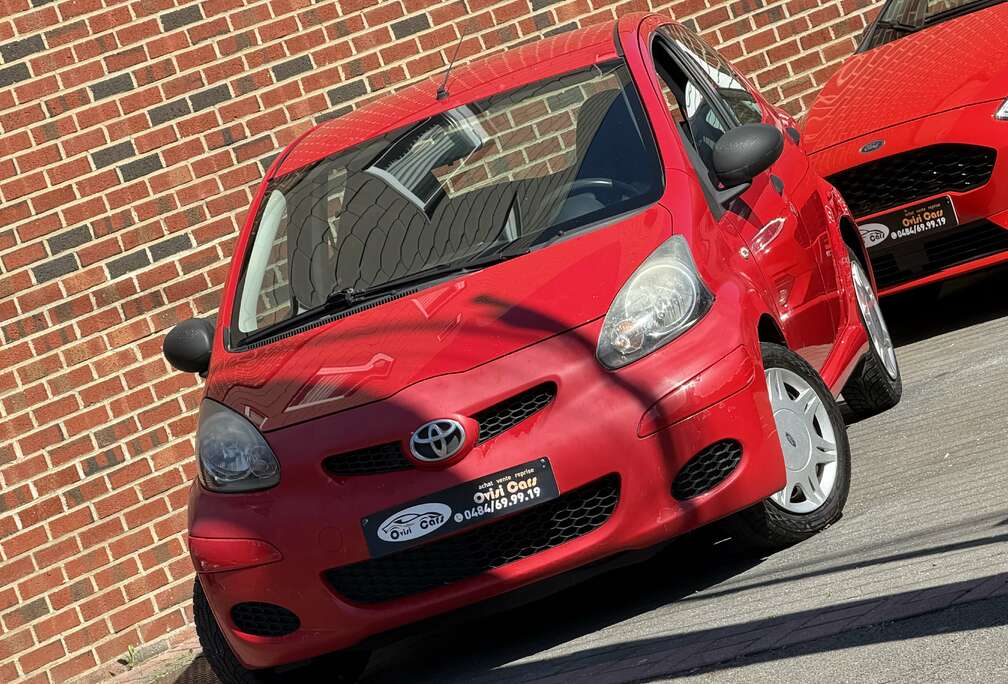 Toyota / ROULE BIEN /