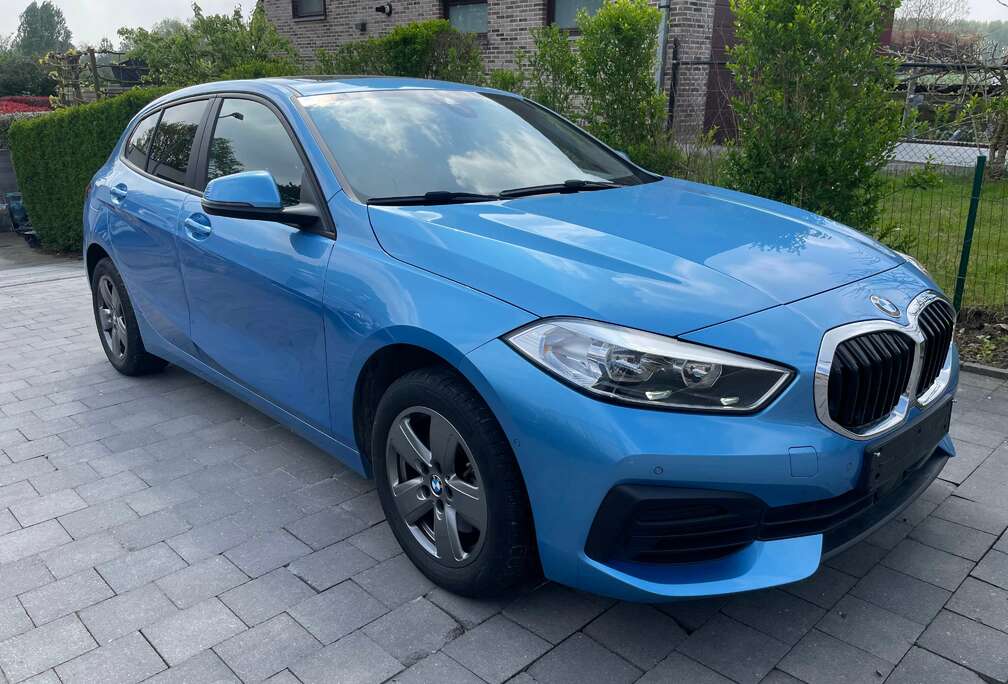 BMW 118i AUTOMAAT SPORT/PANO-DAK/GPS/62266KM/EURO 6d