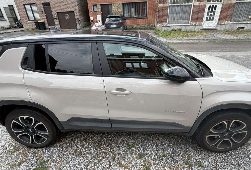 Jeep 1.2 Turbo MHEV Summit