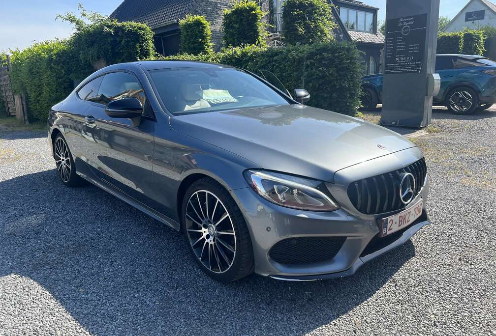 Mercedes-Benz Coupe 7G-TRONIC AMG Line