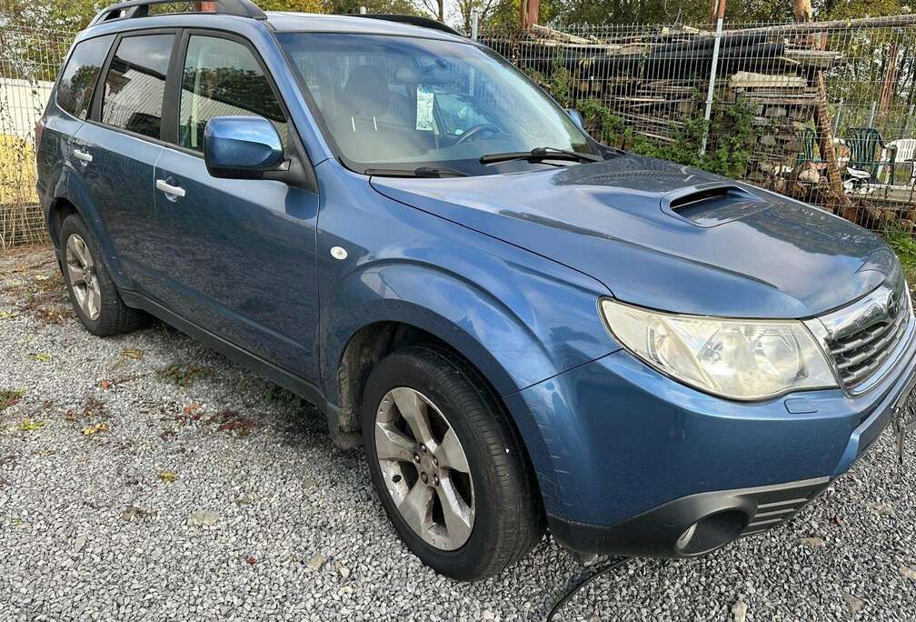 Subaru 2.0 D 4X4  MOTEUR CASSE