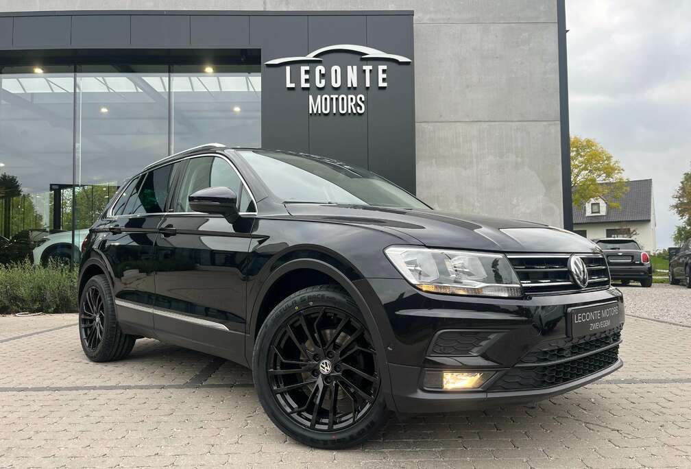 Volkswagen Tiguan 1.5 TSI DSG Navigatie/Camera/Carplay/ACC/..