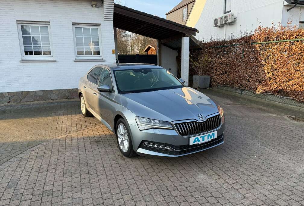 Skoda 1.5 TSI ACT Sportline DSG/lane-side-front assist