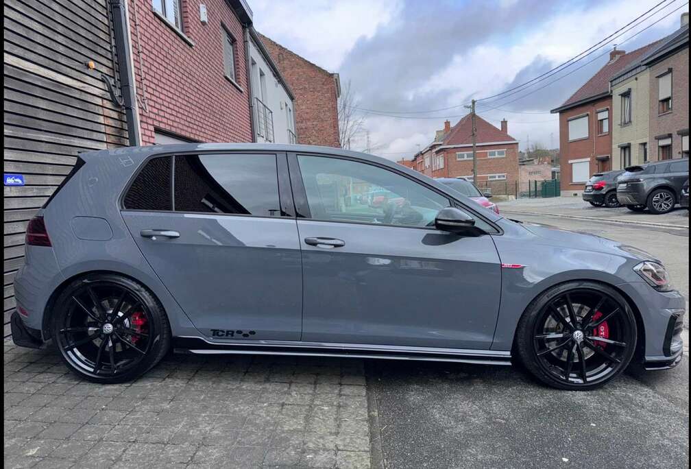 Volkswagen Vw golf 7.5 gti tcr 2020 akrapovic