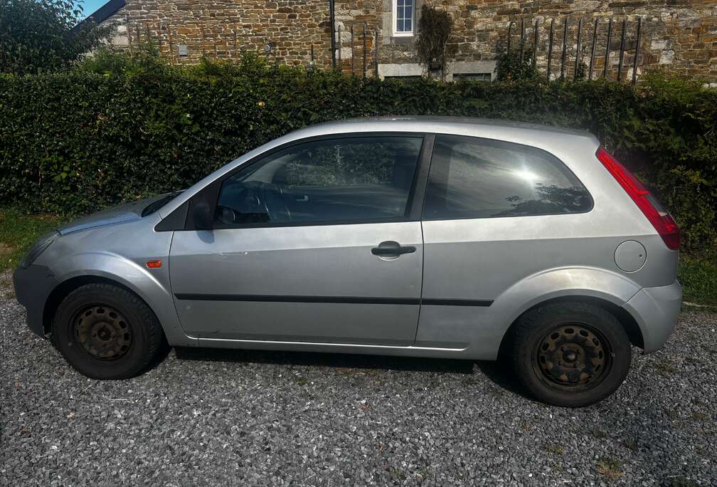Ford Fiesta 1.3i Ambiente