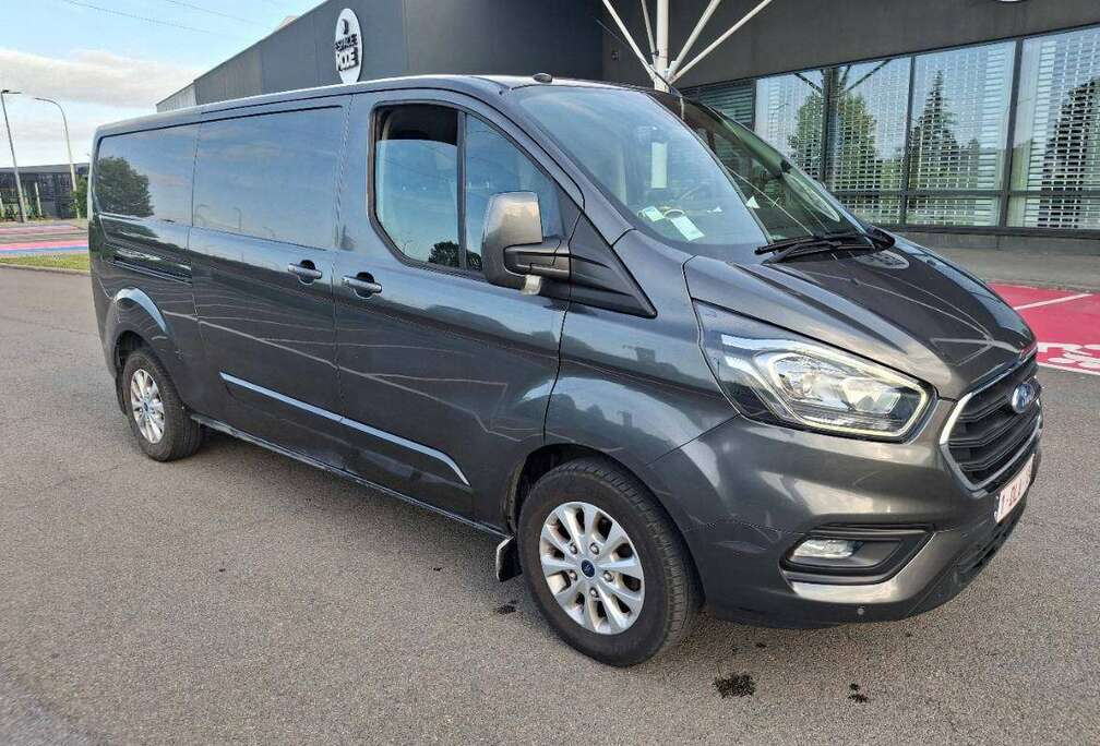 Ford Transit Custom 2.0 TDCi L2H1 Limited Multi-use