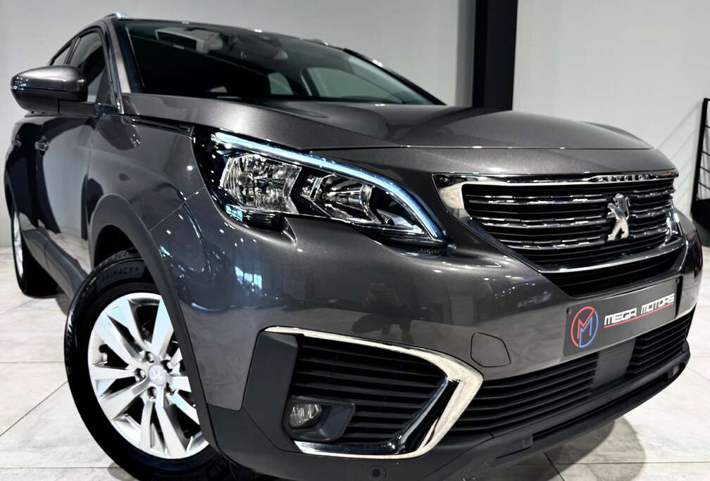 Peugeot 1.2i TURBO 130CV 7PLACES MARCHAND OU EXPORT NAVi CARPLAY+
