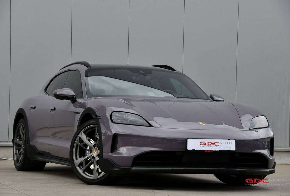 Porsche Cross Turismo l 4S l Facelift l Night View Assist l Massagestoelen l Adaptive Cruise Control l Camera l Zetelventilatie