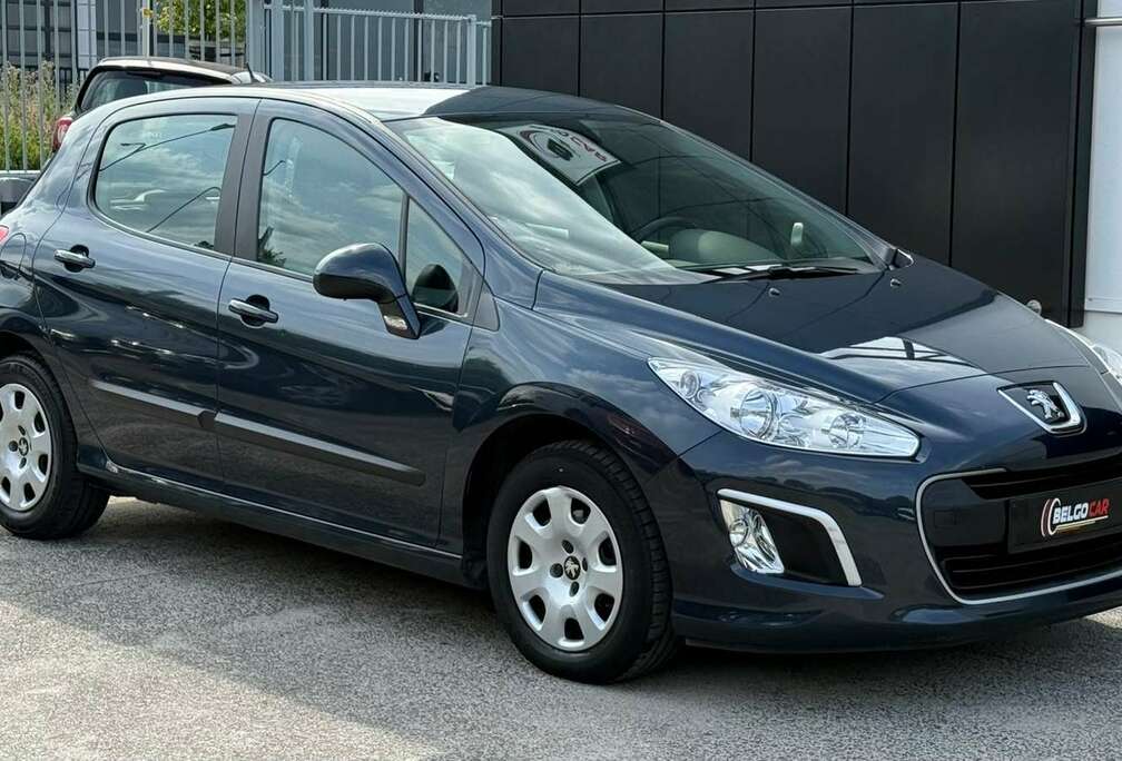 Peugeot 1.4 ESSENCE - AIRCO - CONTRÔLE TECHNIQUE OK