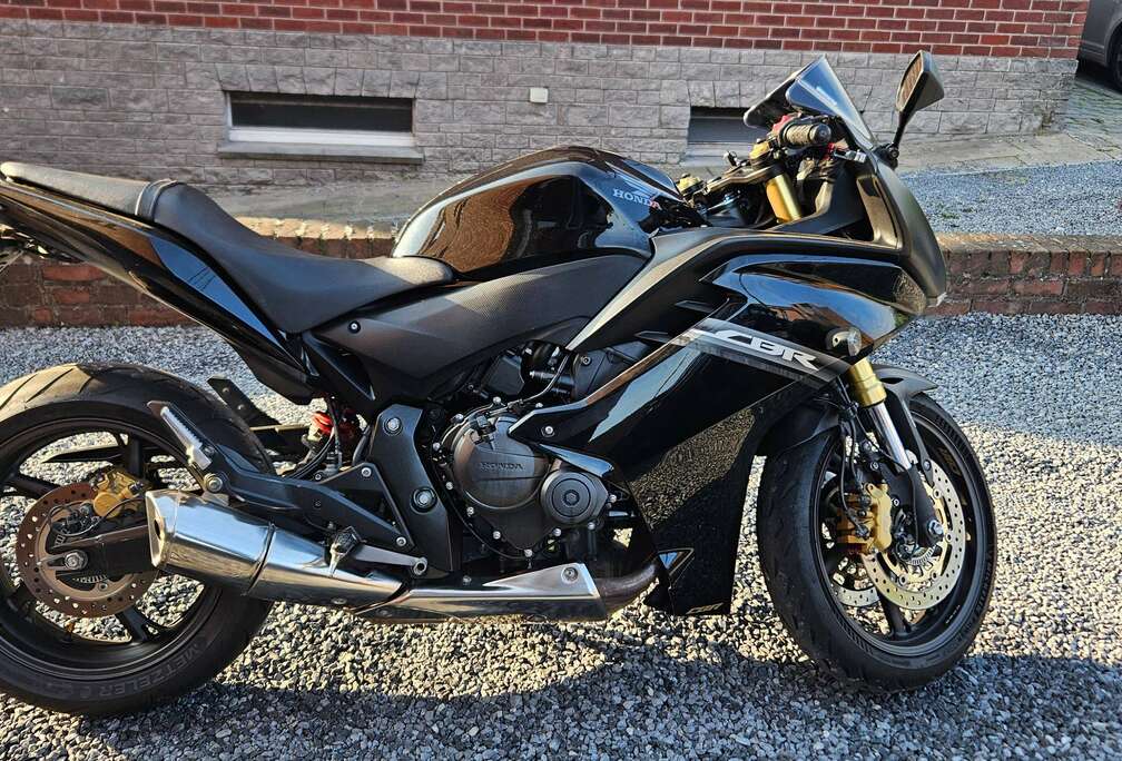 Honda Cbr600f