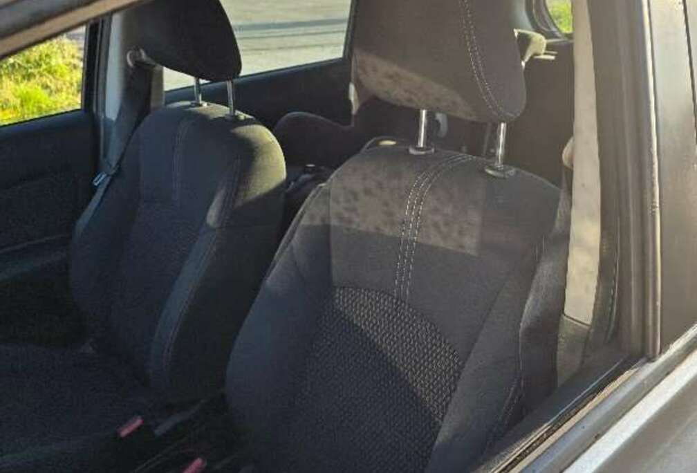 Nissan Note 1.2i Tekna