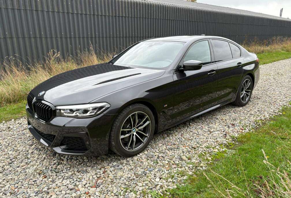 BMW D*BERLINE*PACK M*TOIT PANO*TVA DEDUCTIBLE