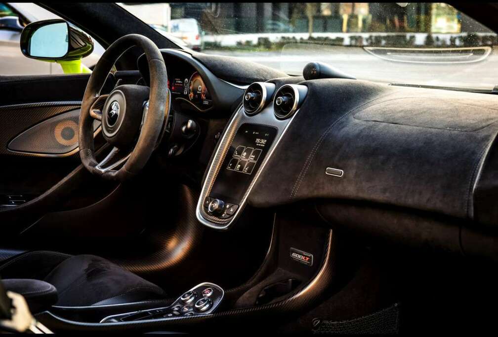 McLaren SPIDERPPFLIME GREEN ELITE PAINTFULL CARBON