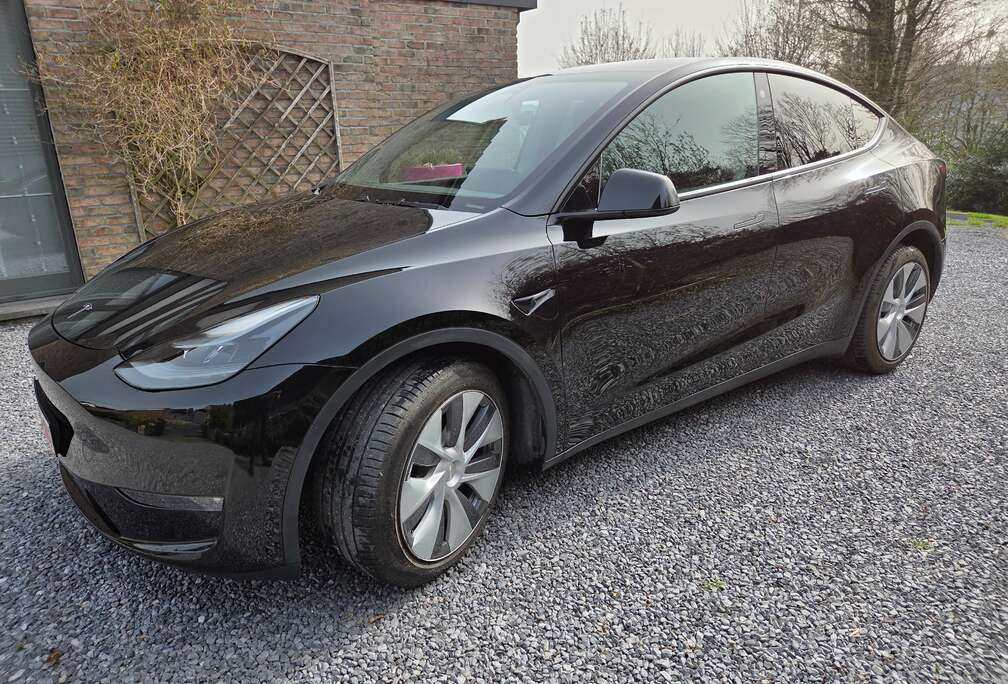 Tesla Model Y 72.5 kWh Dual Motor Premium