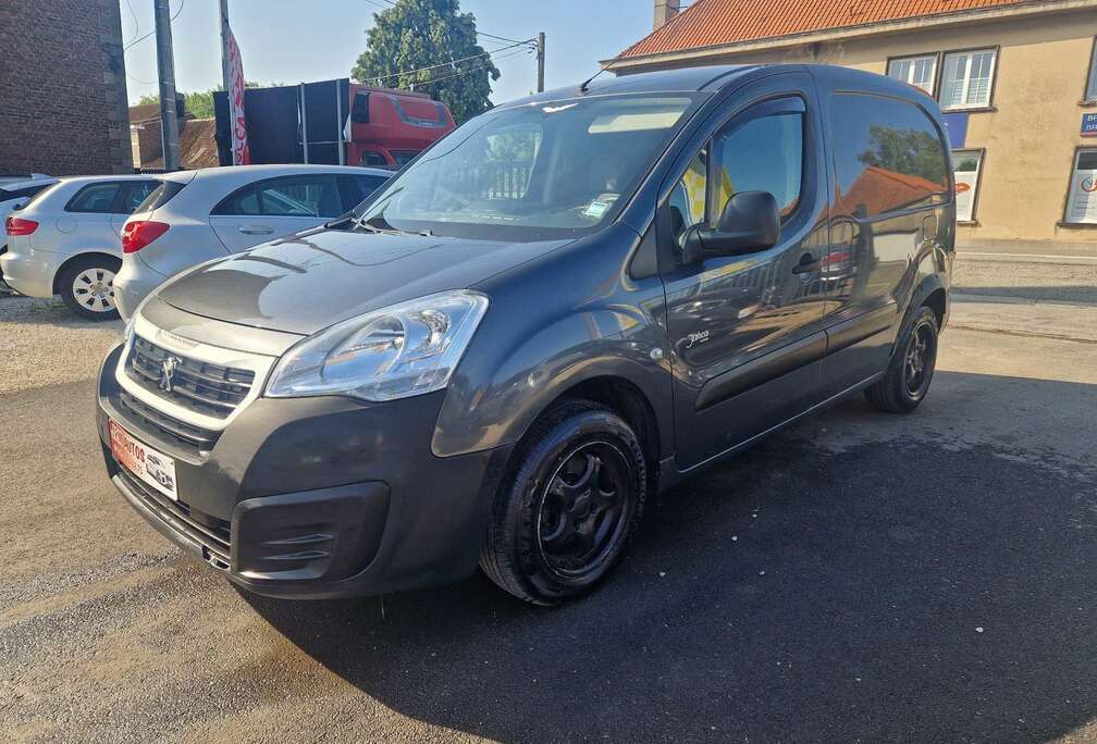 Peugeot 1.6 HDi UTILITAIRE 3 PLACES EURO6B *** CLIM/CAPTEU