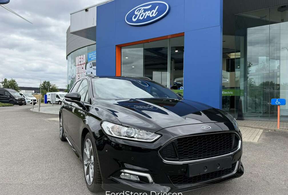 Ford Titanium 1.5i 160 pk manueel