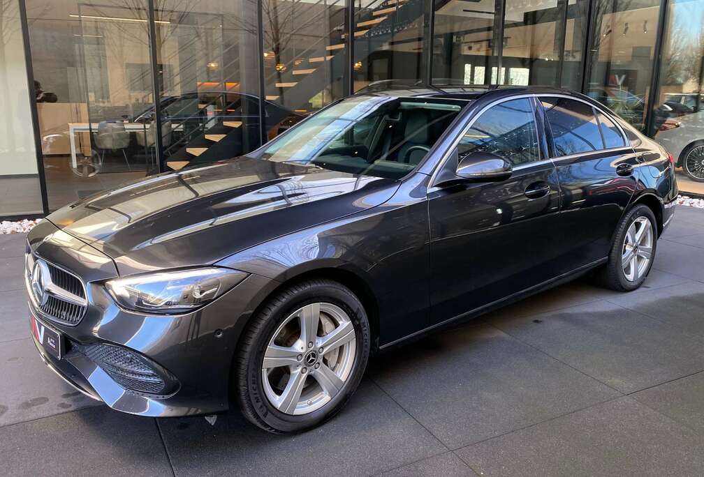 Mercedes-Benz e 9G Plug-in LUXURY LUCHTV/18\