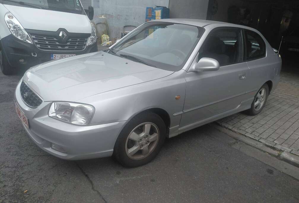 Hyundai 1.3i 12v LSi