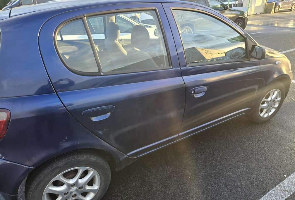 Toyota 1.0i 16v Linea Natura