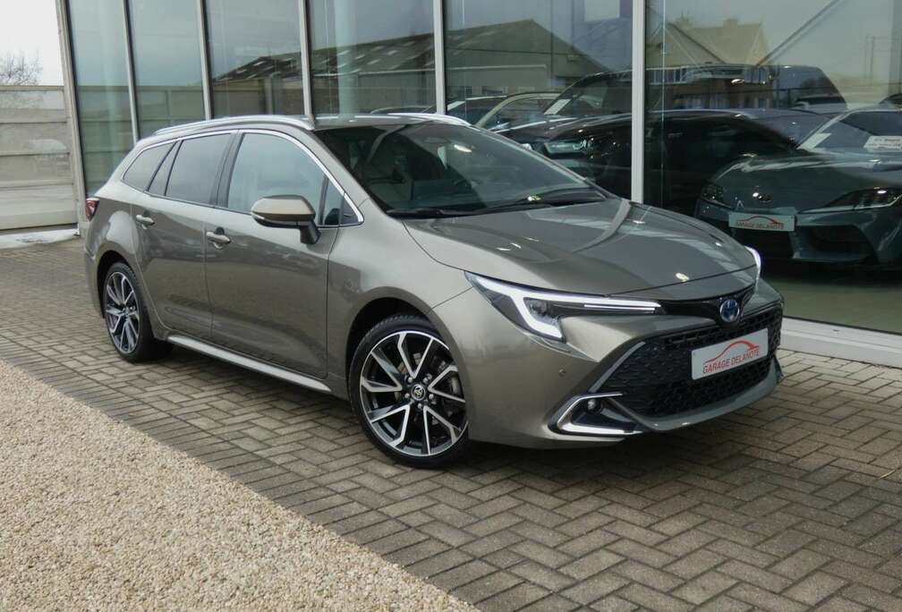 Toyota 2.0 Hybrid 196pk Premium+LEDER+Dodehoek+Sportzetel