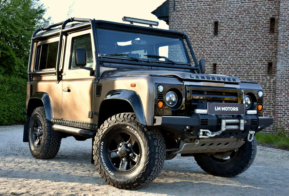 Land Rover 90 TD5 **LICHTE VRACHT**