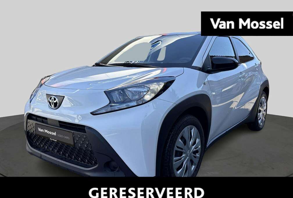 Toyota 1.0 VVT-i Play CVT