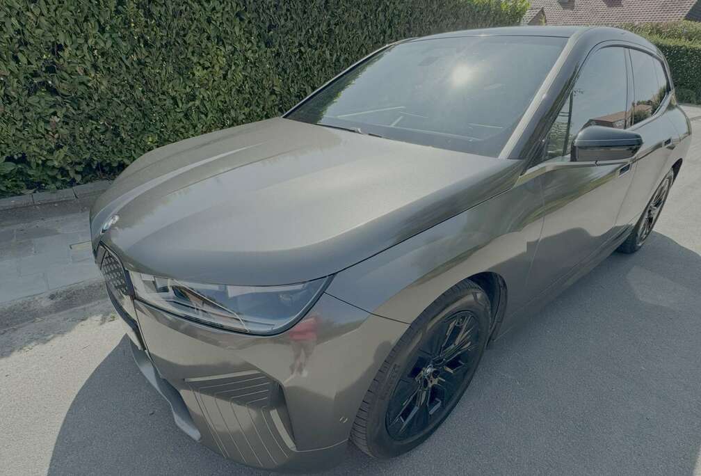 BMW 111.5 kWh xDrive50