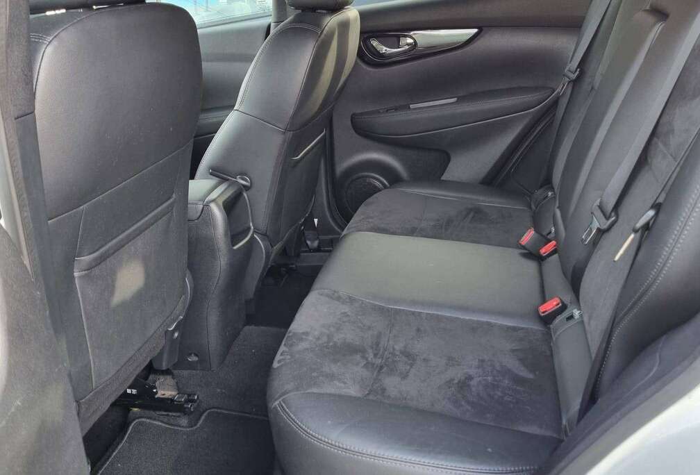 Nissan Qashqai 1.2 DIG-T 2WD Business Edition