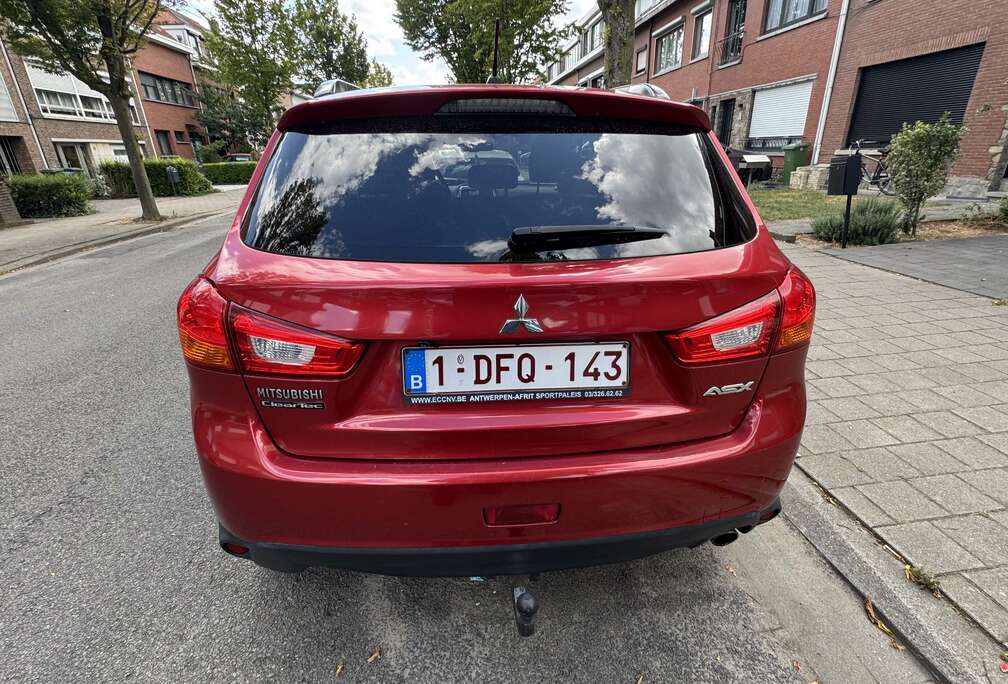 Mitsubishi 1.6 2WD