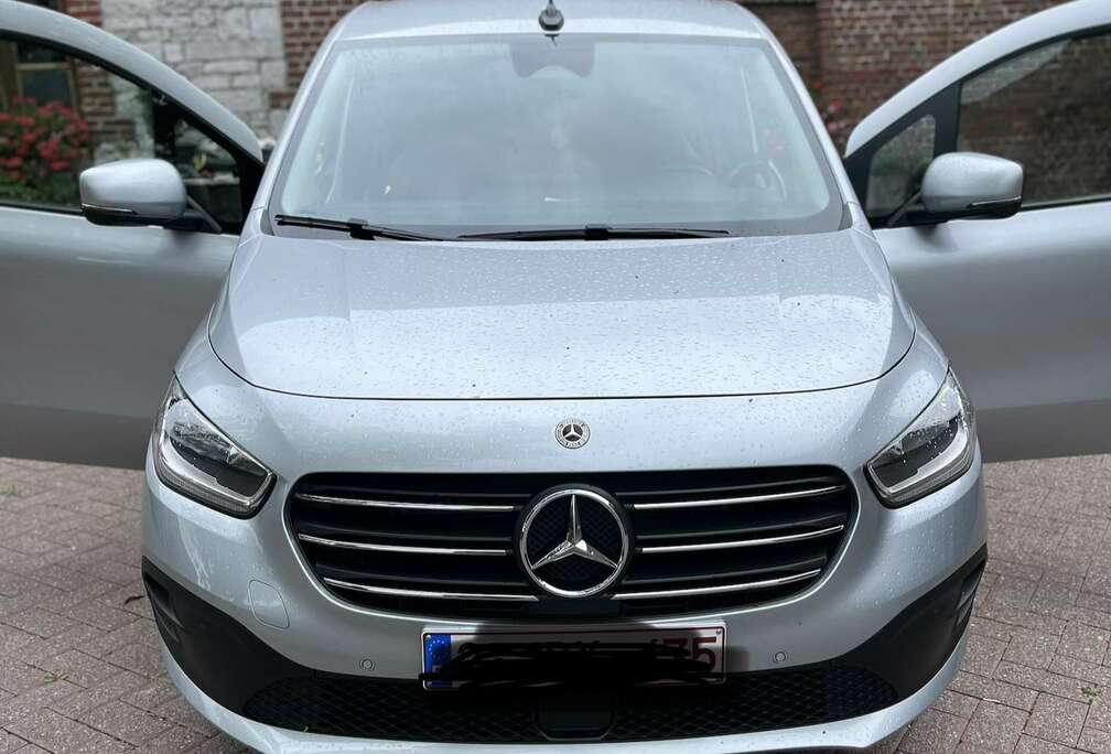 Mercedes-Benz 180 d L1 Style