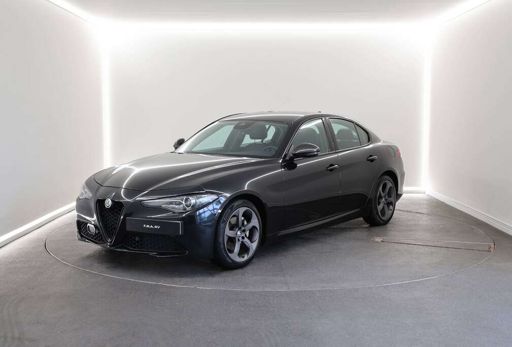Alfa Romeo Giulia 2.2 JTDm B-Tech / BTW