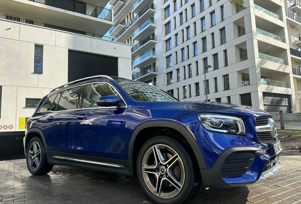 Mercedes-Benz GLB 200 // 7 places