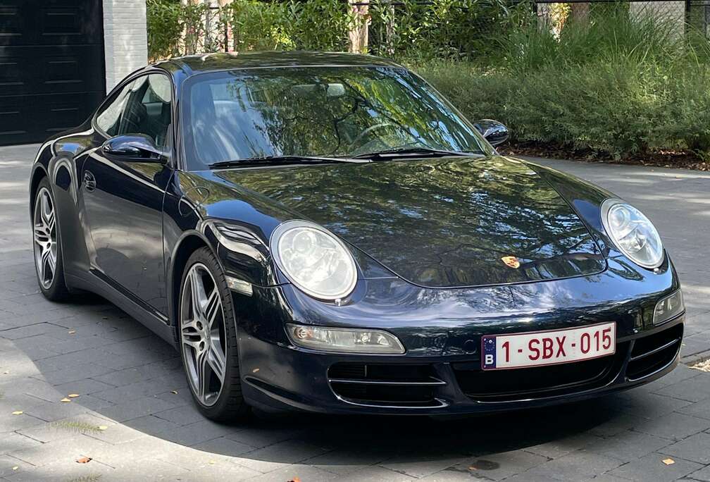 Porsche 911 Carrera 4 Tiptronic S / PCCM plus