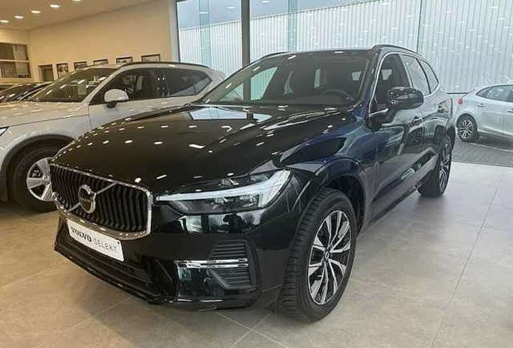 Volvo II Core, B4 Mild-Hybrid, Benzine