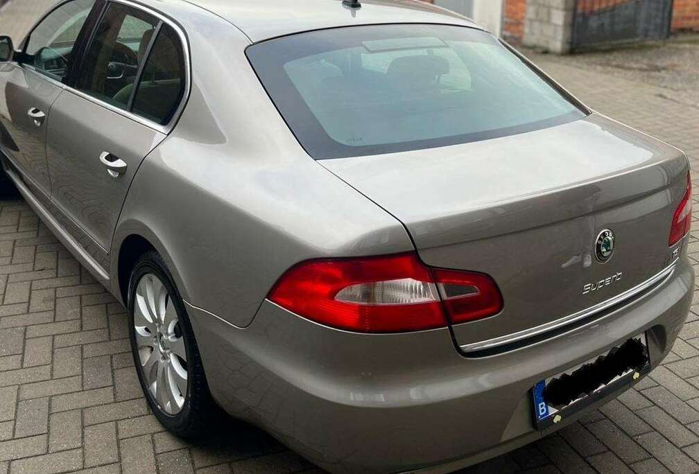 Skoda Superb 1.8 TSI Elegance