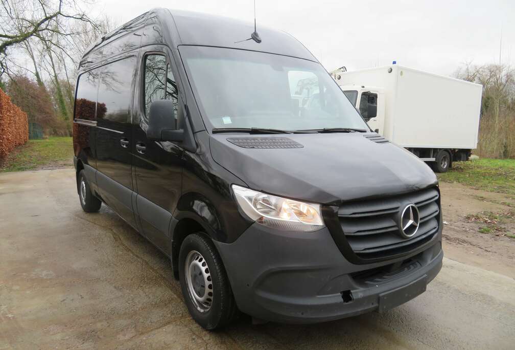 Mercedes-Benz 314CDi 9G-TRONIC - A2H2