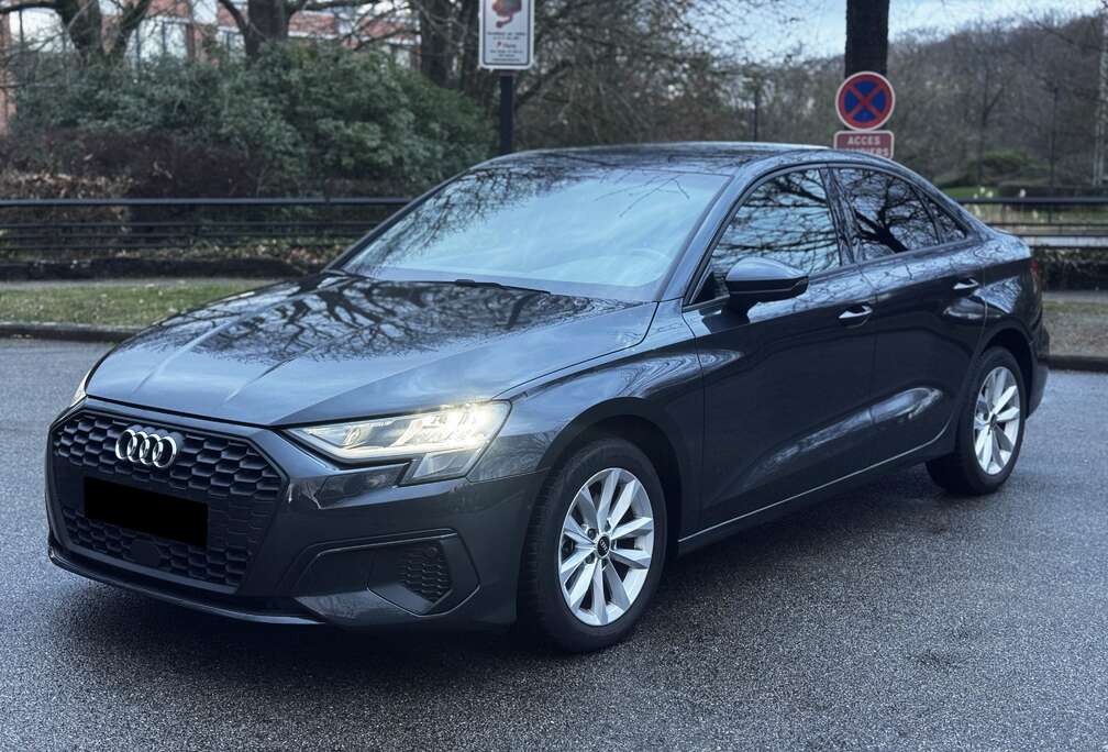 Audi A3 limousine 30 TFSI S TRONIC LED APPLE CARPLAY