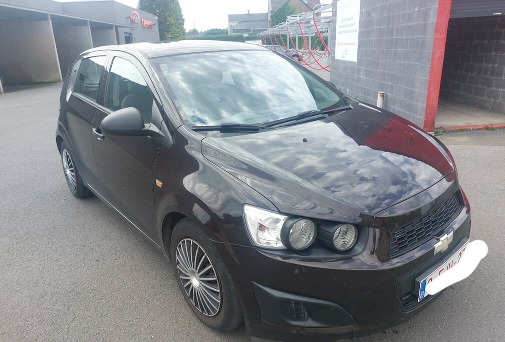 Chevrolet Aveo hatchback 1.2i LT Start, airco+2Clés