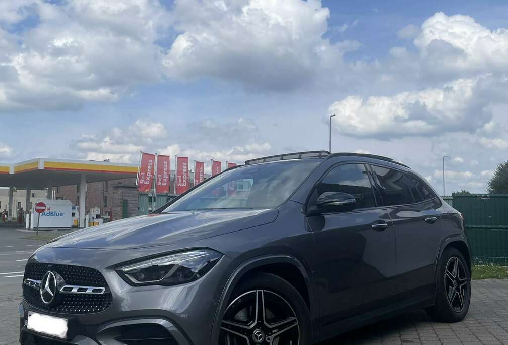 Mercedes-Benz AMG Line