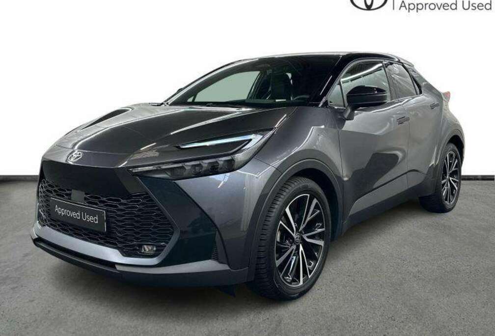 Toyota 2.0 HEV Premium  tow bar
