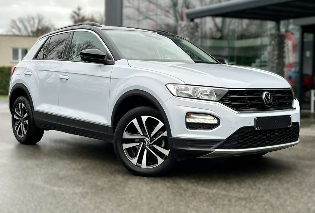 Volkswagen 1.5TSI ACT DSG UNITED CAMERA / CARPLAY / WAARBORG