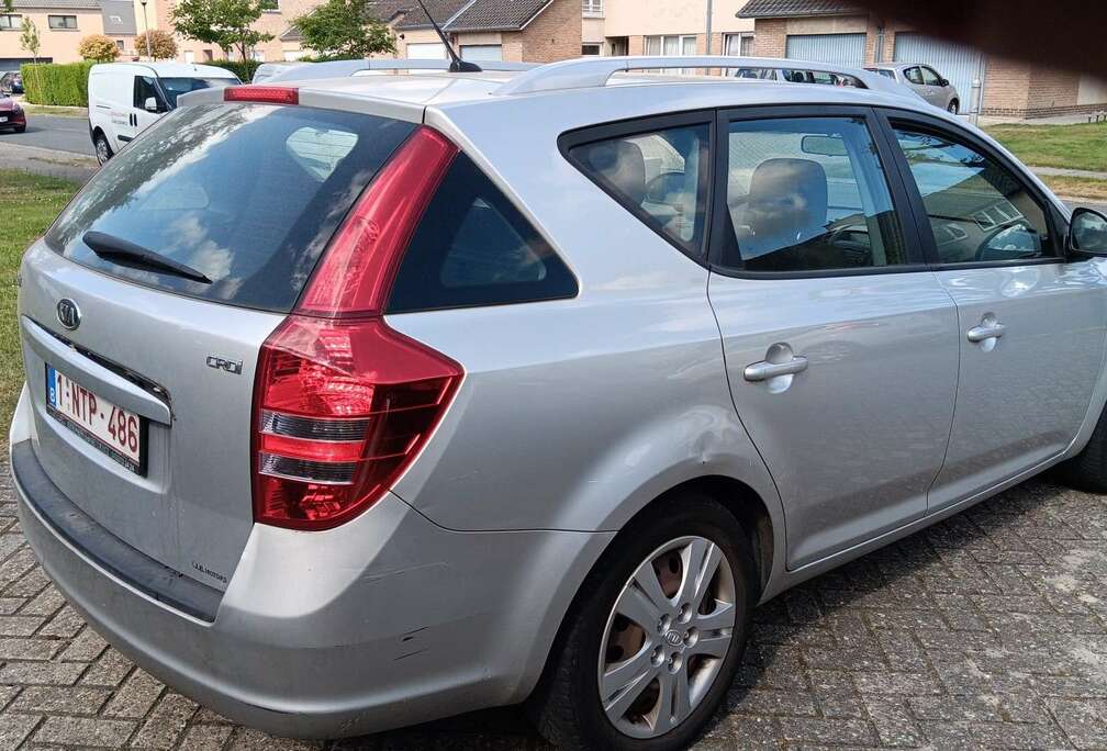 Kia 1.6 Turbo CRDi VGT Executive