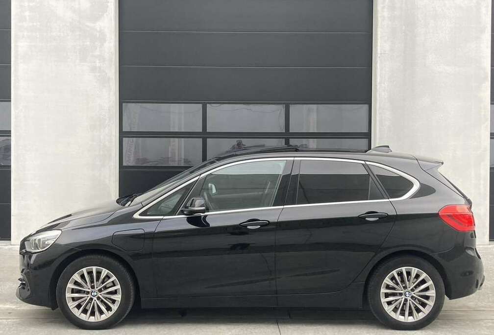 BMW xe/Hybrid/Luxury & Sport/Leder/Pano Dak/Head-Up/..