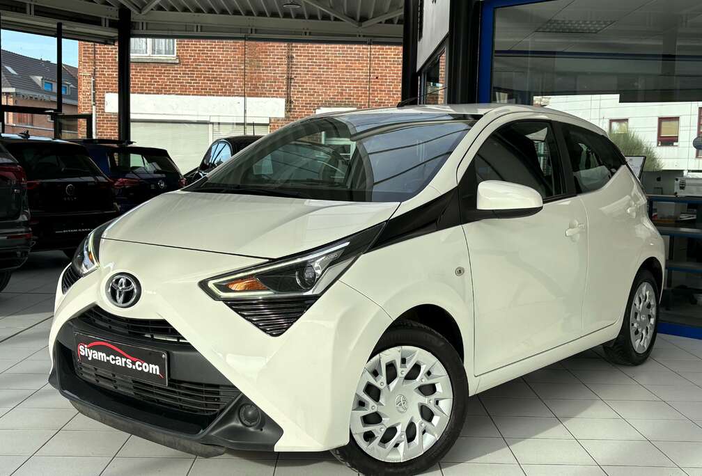 Toyota Aygo 1.0i *CARPLAY * CAMERA * 1ER PROP *