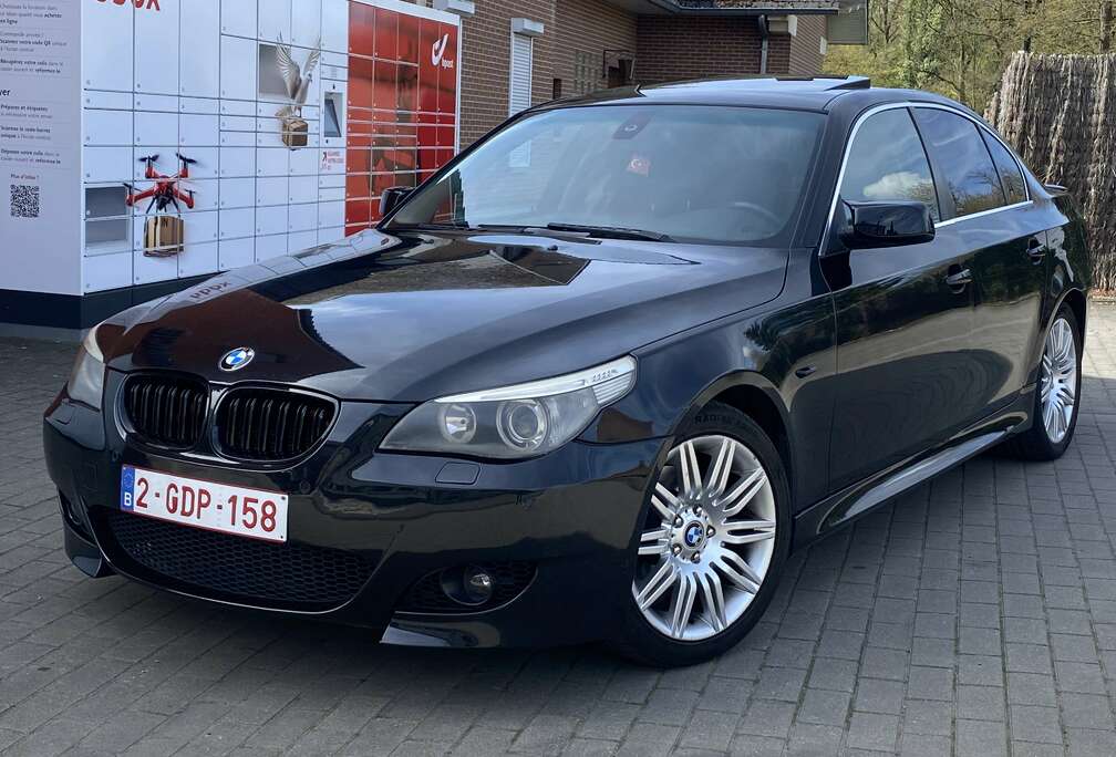 BMW E60 525DA/PackM/Toit Ouvrant